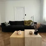 House With Garden For 4 People Дом отдыха