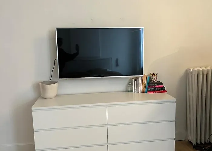 House With Garden For 4 People Verviers