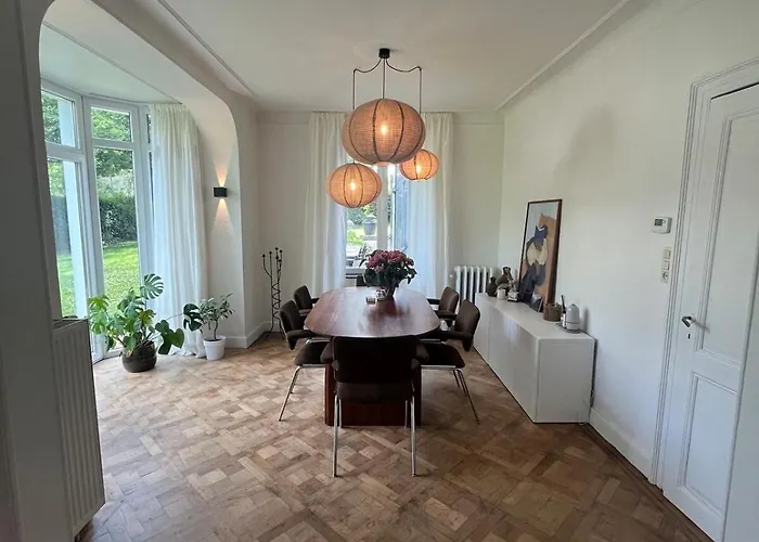 House With Garden For 4 People *