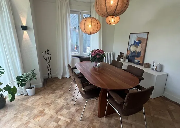 House With Garden For 4 People