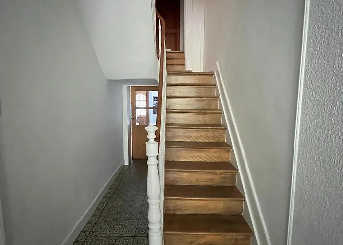 House With Garden For 4 People